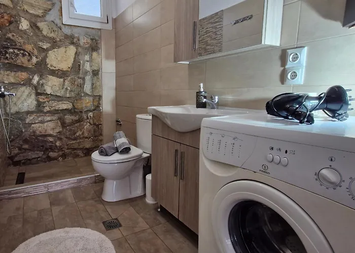 House View Apartman Hriszí Amudiá